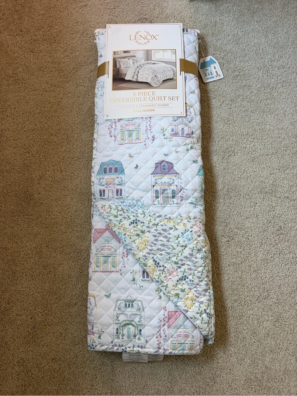Lenox Spice Village Reversible Quilt Set with Pastel Floral FULL/QUEEN